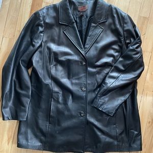 EUC Danier Italian lamb leather blazer